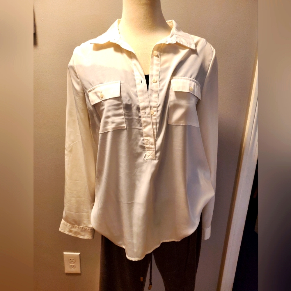 Women white dress shirt